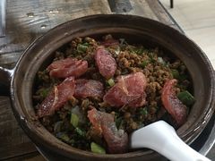 招牌鹅乸煲仔饭-阳江河堤老牌曾记美食
