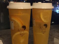 满杯橙子-喜茶(上海正大广场店)