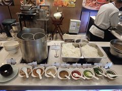 -飨食汇全日制餐厅·昆山皇冠假日酒店(九方店)