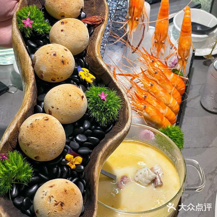 上海！独栋小别墅里面吃饭！只要150元！
