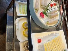 -大匠工房古船木艺术餐厅·猪肚鸡专门店(长白仙岛店)