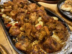 -老东镇啤酒屋海鲜加工·蒸汽海鲜·海鲜烧烤(台东店)