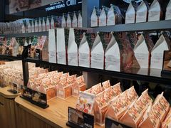 面包甜点陈列柜-爸爸糖吐司面包(北京西单大悦城店)