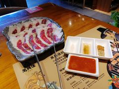 -万兴佳烤肉·长白山老味道(东岸里店)