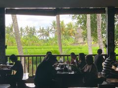-Pundi Pundi Restaurant