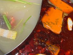 鸳鸯锅-巴邑火锅·夜宵(港隆广场店)