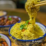 伊宁美食｜一个人来新疆吃席🍱