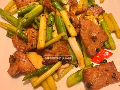 -铜锣湾·有麝自然香(渝北财富中心店)