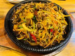 -百年石锅饭·朝鲜族传统民餐