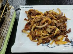 -撒拉人家.酸菜牦牛肉火锅