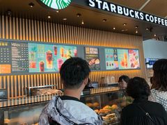 -星巴克(浦东机场T2到达店)