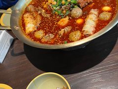 -张翻越·川渝冒菜·武汉黑鸭煲(城北万象城店)