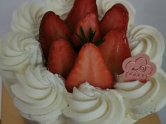 -花花卷卷·鲜食蛋糕(静安久光百货店)