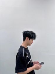 -藤野造型•烫染专业店
