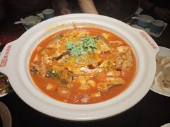 -魏铭鱼头捞饭(晋阳路店)