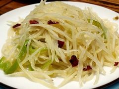 -朋友圈概念餐厅(象山万达广场店)