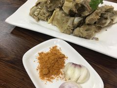 手抓羊排-清真·伊清阁餐厅