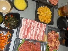 -啊美丽炭火烤肉(滑翔一店)