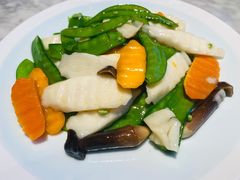 鸡纵菌田园小炒-雀蓝川菜(奥体广场店)