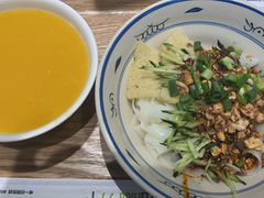 秘制凉皮-煎饼道·新鲜现做(桐梓林店)