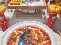 -有红鸡毛店·川菜(建设路店)