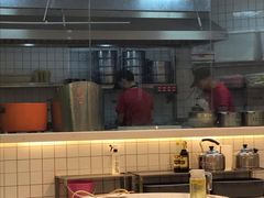 -蛙两只美蛙鱼头火锅(恒茂店)