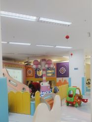 -孩子王童乐园(浏阳九方城店)