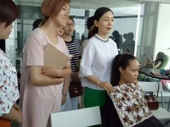 -四季美学色彩形象管理服装搭配