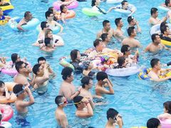 -欢乐水魔方水世界