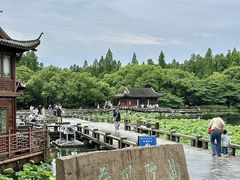 -李犟大爆鳝面·手工蟹黄包(湖滨西湖店)
