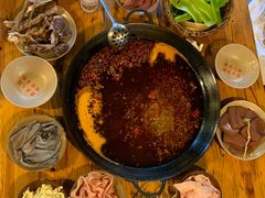 -岗上渣渣老火锅(两路口店)