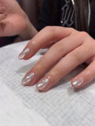 -悦指间美甲美睫