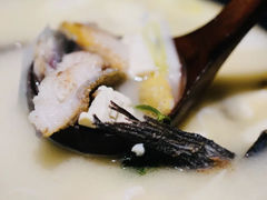 雪山鱼炖豆腐-炊烟餐厅