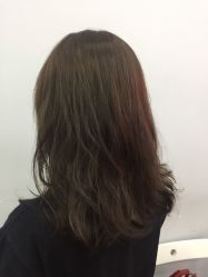 -茶发Salon·烫发染发理发