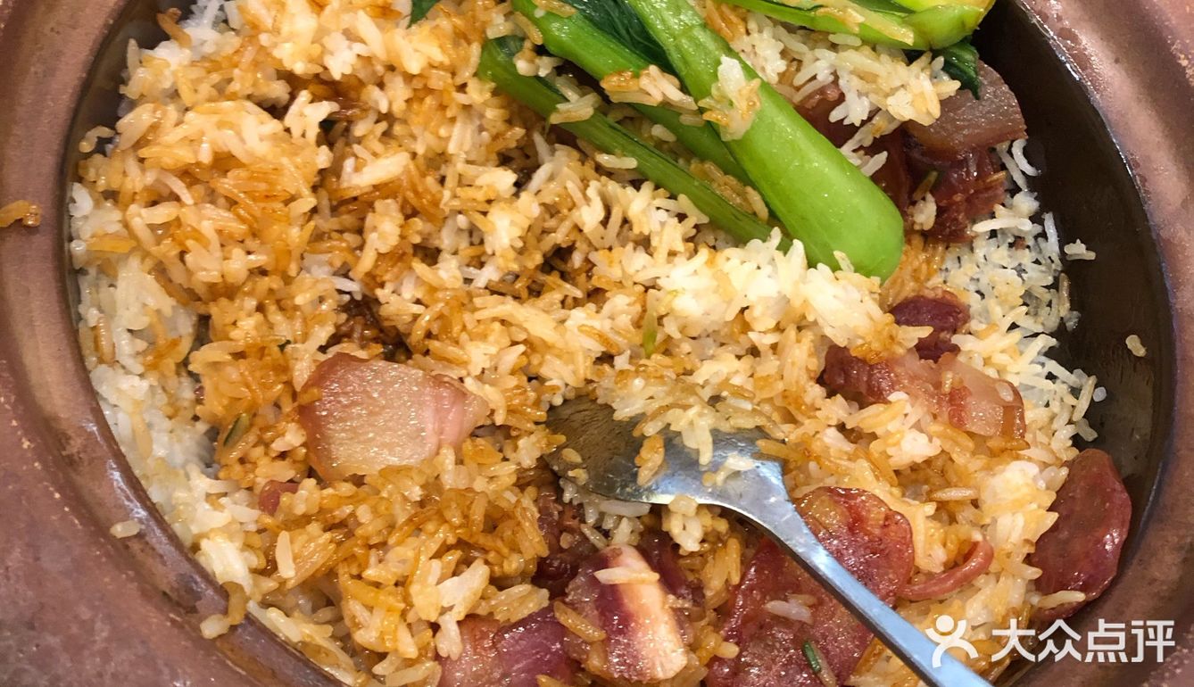 菜品整体感觉一般般，没有太大的吸引力，看不到独具特色