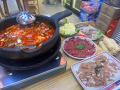 -黔二妞地摊火锅(龙华清湖店)