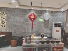 -卤校长老火锅(杨家坪直营店)