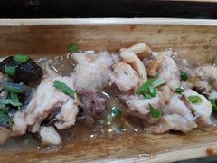 -胡须哥网红竹筒菜