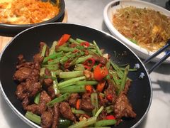 小炒黄牛肉-小菜园新徽菜(无锡宜家荟聚中心店)