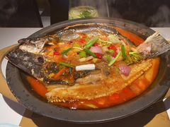 蒜香味烤鱼-鸣记脆皮烤鱼·海鲜烤鱼(三八广场店)