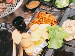 -啊美丽炭火烤肉(滑翔一店)