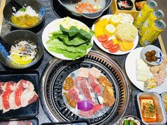 -匠牛亭·锅物烧肉放题自助(昆百大·泰业城店)