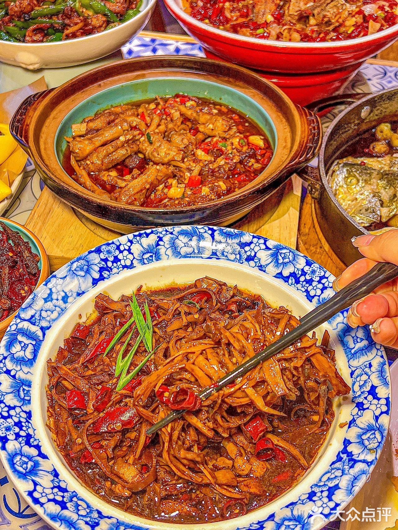 卧卧卧！！！景德镇竟然也有，真的吼吼次啊🥵🥵