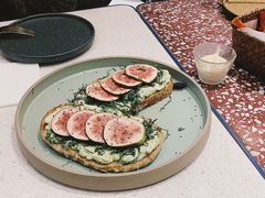 无花果手撕鸡肉tapas-Toris(LuOne凯德晶萃广场店)