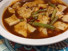 -楼兰古丽·新疆拌面·清真(华阳城店)