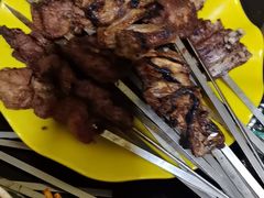 -烤肉小伙烤肉店