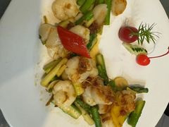 -骏莱海鲜鱼港(五角场店)