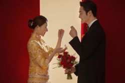 -喜爱高定婚纱摄影