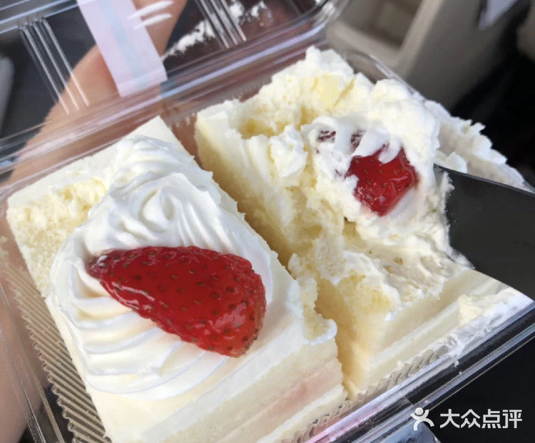 85度c(余姚新建店)奶油小方蛋糕图片