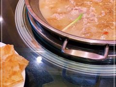 -老来福·非遗酸汤兔(凯旋路店)